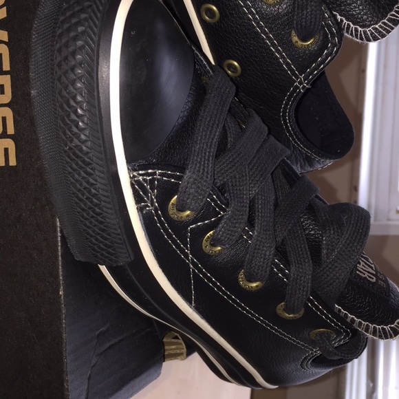 Converse - Picture 4 of 5